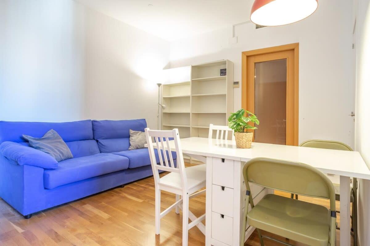 Apartamento Teatro Barcelona Exterior foto
